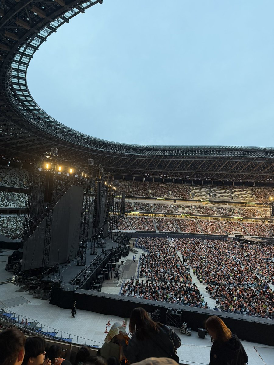 国立最高だったなー😀 いよいよ今週TWICEのライブ行けるの最高です