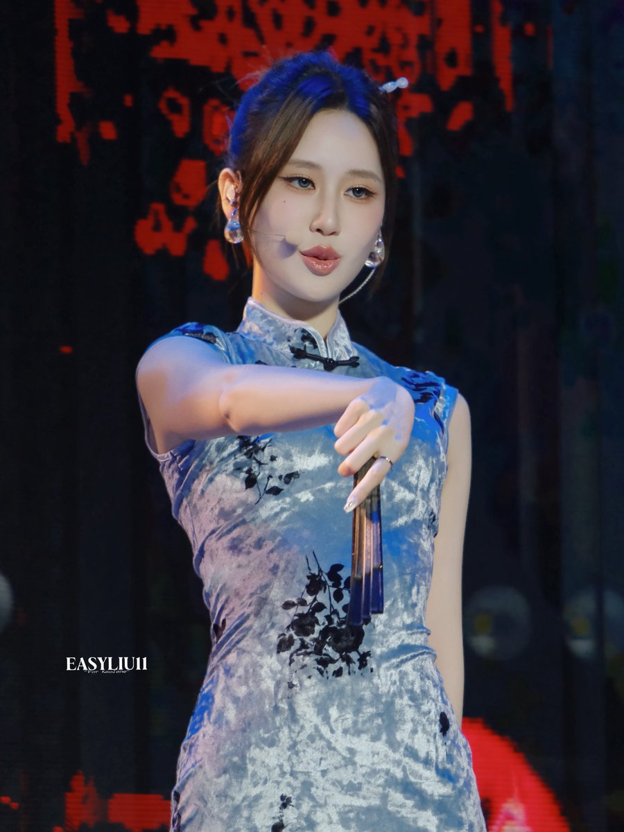 EASYLIU11 tweet media