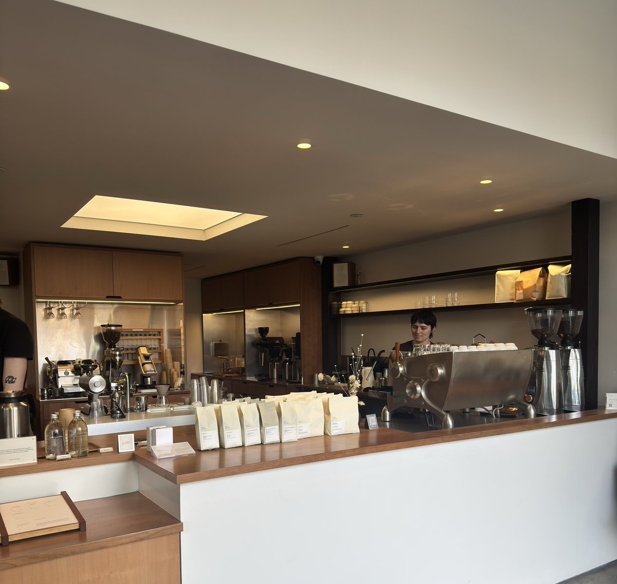 gita_mathew's tweet image. A beautiful Saturday afternoon exploring Williamsburg ! 
#BeerFest🍻 #Dispensary🍃 
#Coffee ☕️ #Salon 💅