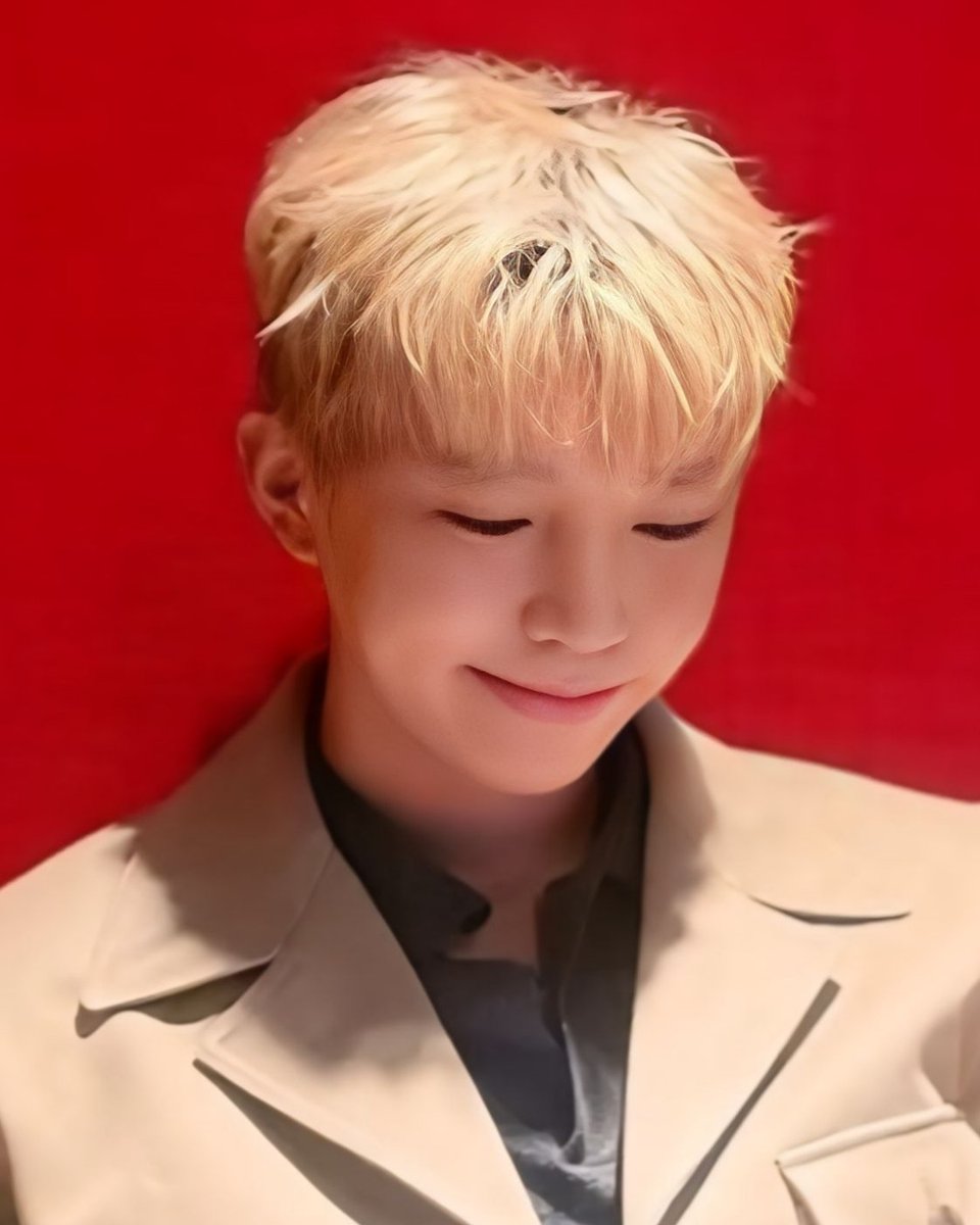 임영웅 
내삶이  당신과 함께라서 참좋습니다 행복합니다 🩵
#임영웅 #limyoungwoong  #임영웅_음원강자 #임영웅팬덤 #임영웅_kpop 
출처:임영웅인스타/편집:영심