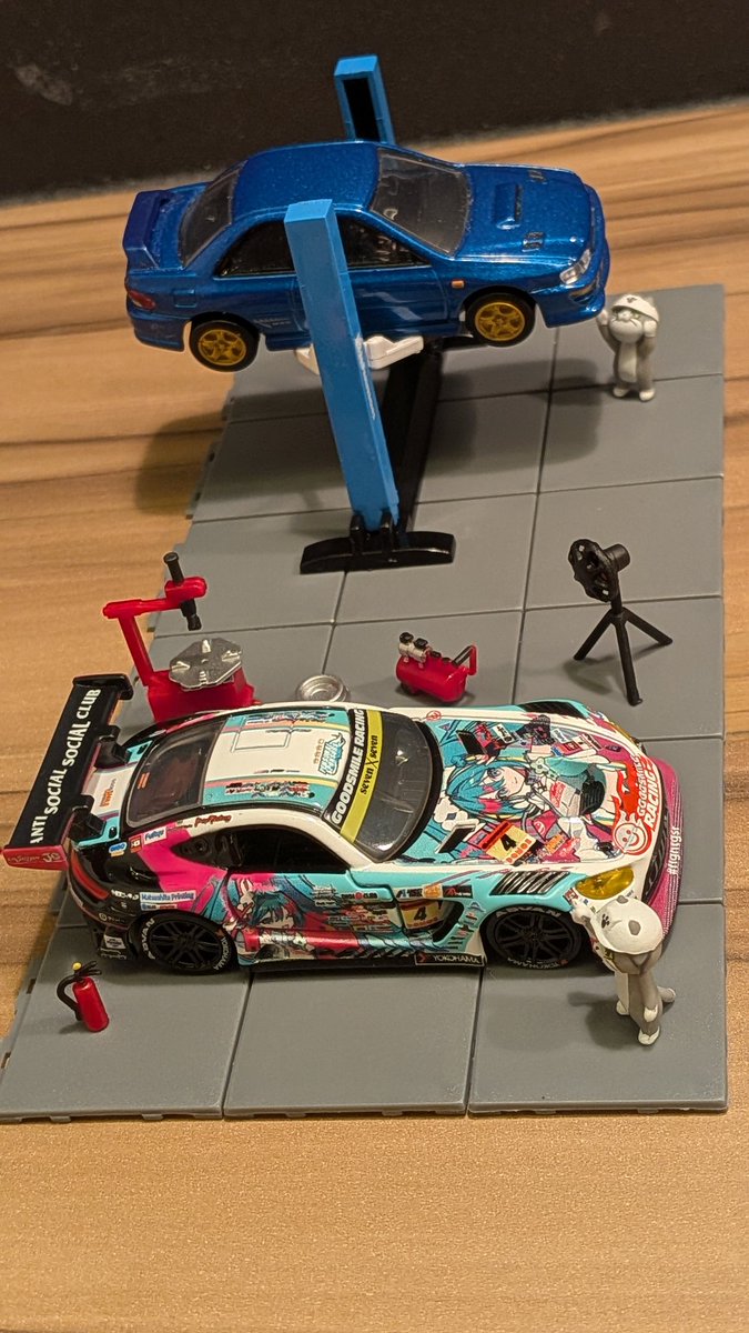 2025年のグッドスマイルレーシングめっちゃかっこよかったから買っちゃった〜〜