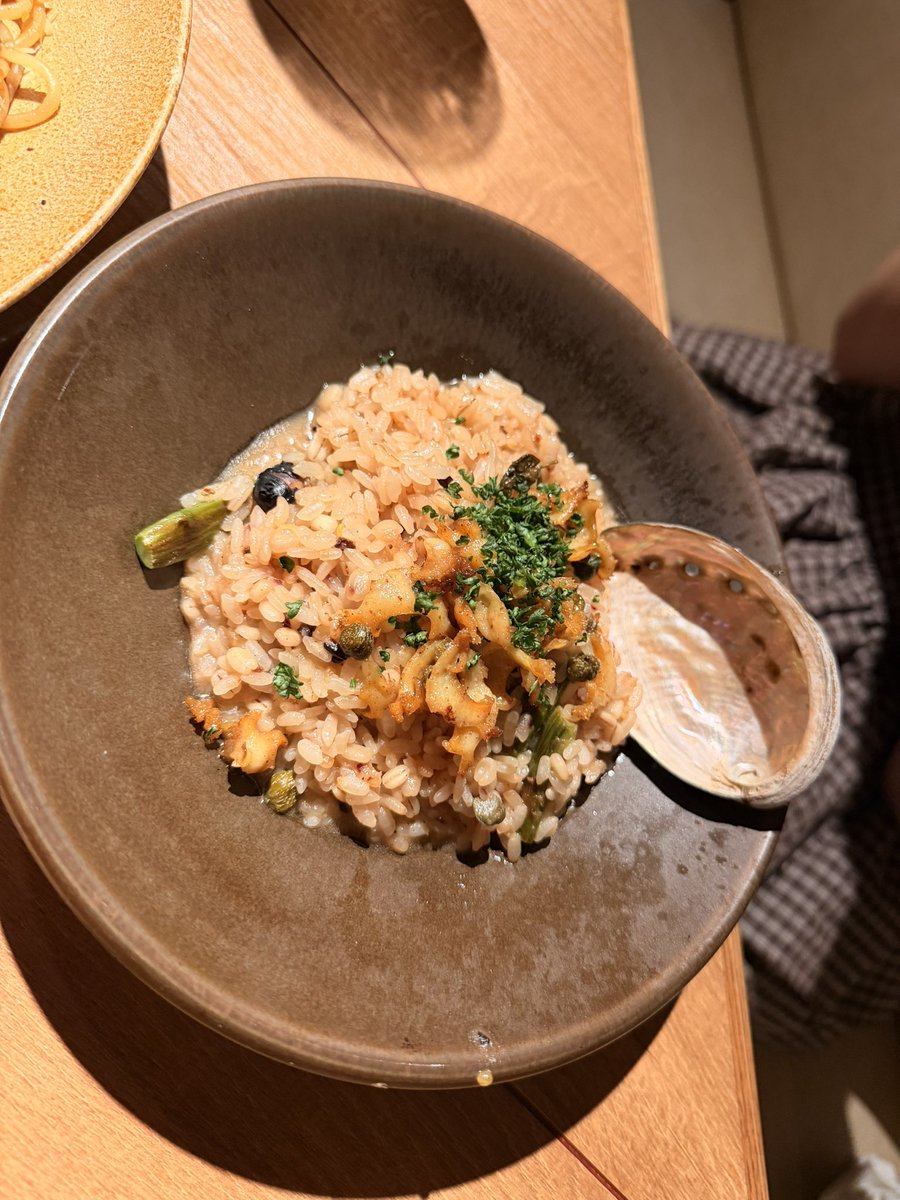 おーば。🍂 tweet media