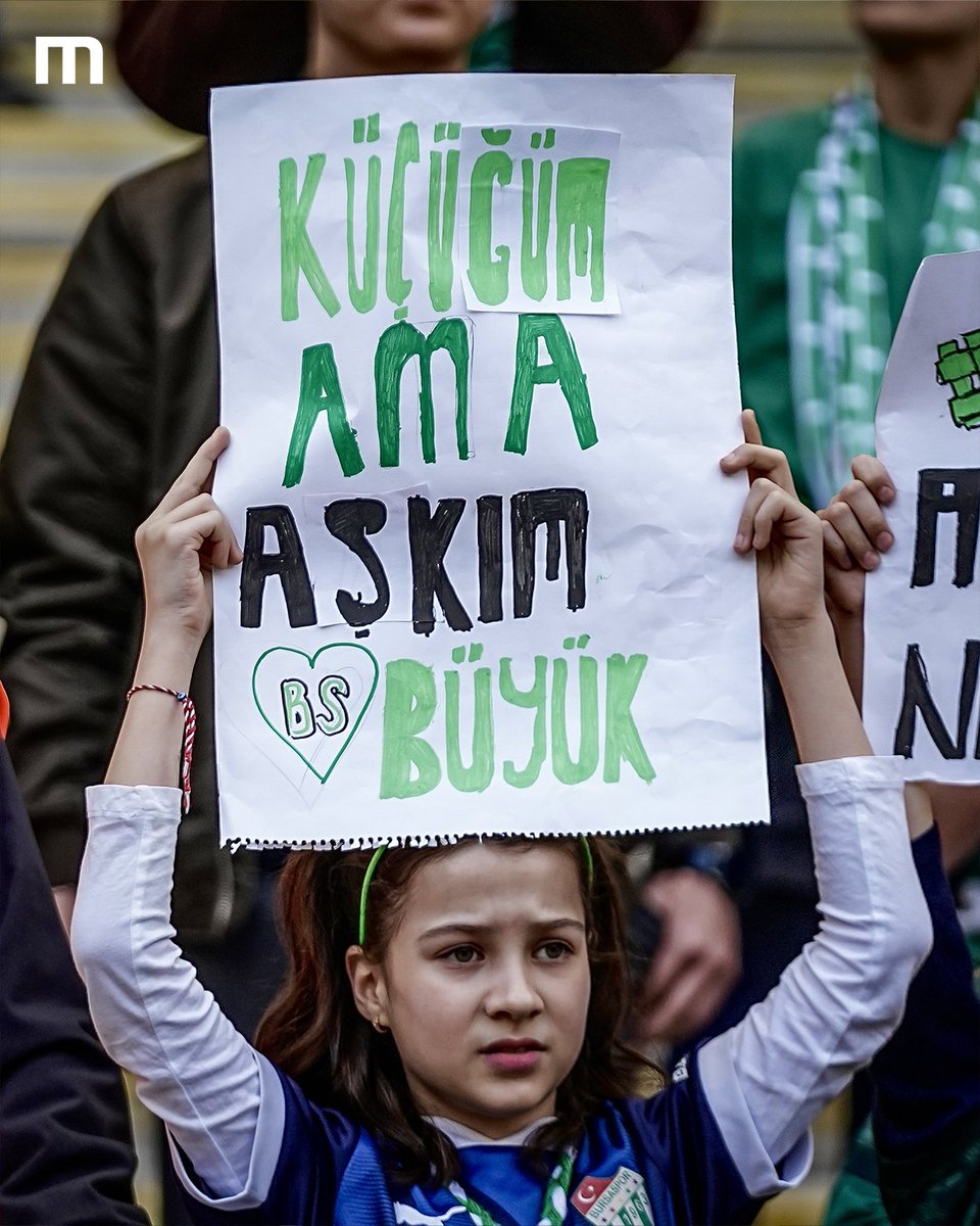 mackolik's tweet photo. 7'den 70'e şampiyonluğa inanmış bir şehir 🐊 https://t.co/AuxsajRSK6