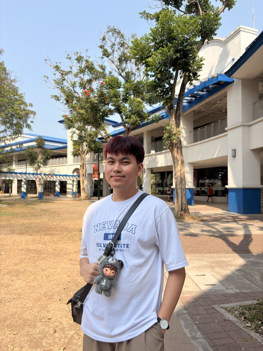 Howstin🧟💤 tweet media