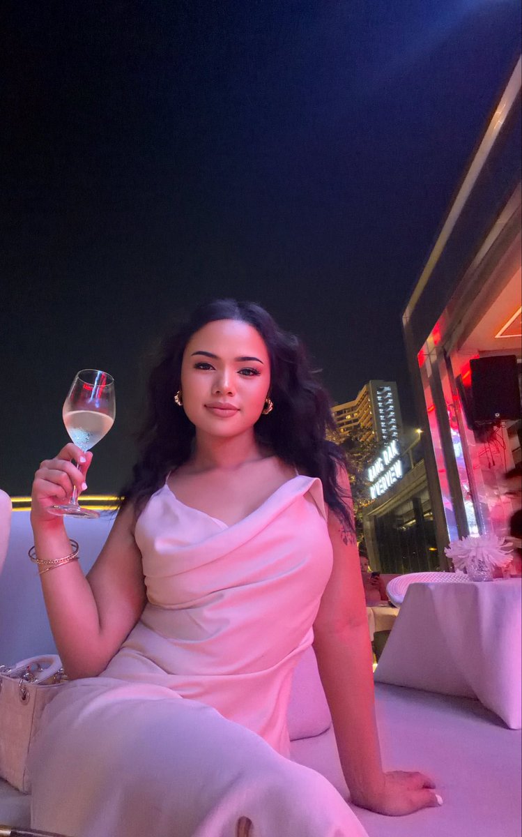 Jasmine tweet media