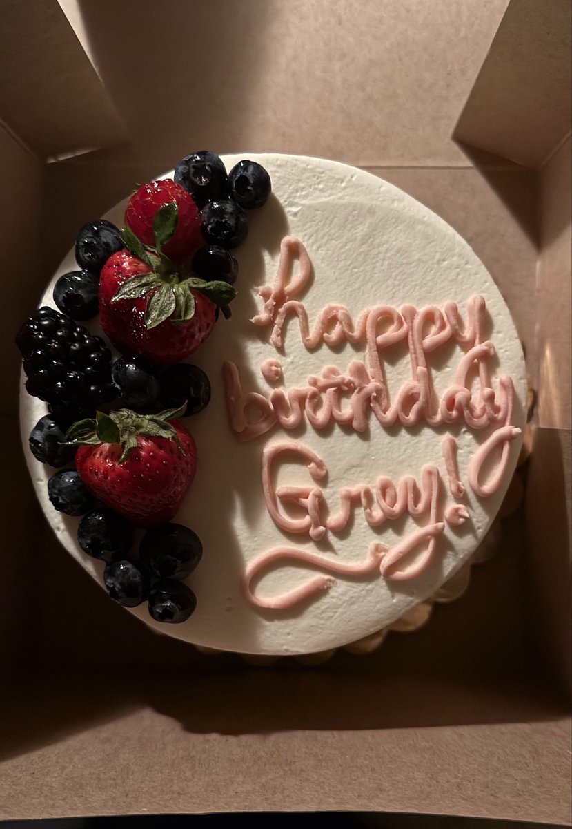 Grey Ino tweet media