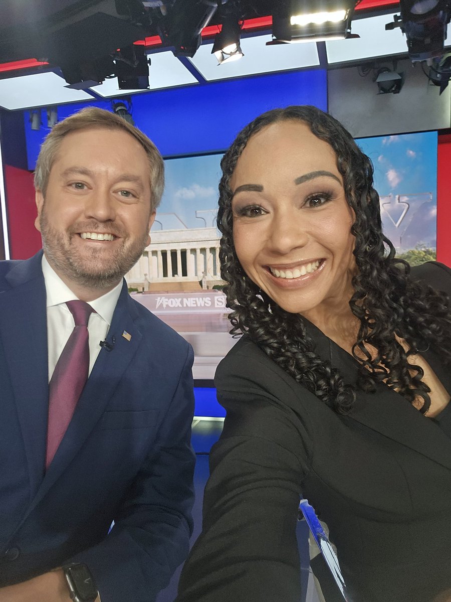 Francesca Chambers tweet media