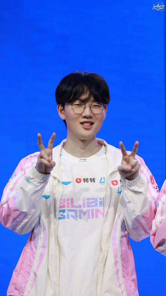 TTTperuuu's tweet image. -𝟐𝟎𝟐𝟔𝟎𝟒𝟏𝟗-𝐁𝐋𝐆𝐯𝐬𝐀𝐋
C-U-T-E!!!!ദ്ദി˶・ᴥ - )✧ 

#바이퍼 
#Viper