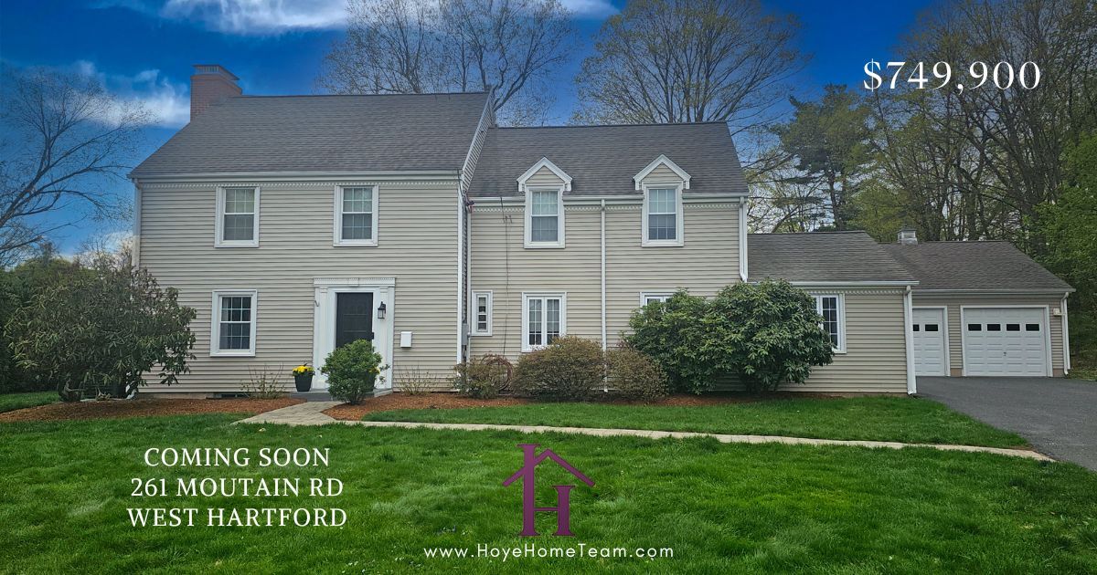 HoyeHomeTeam's tweet photo. Coming Soon: 261 Mountain Road, West Hartford.
Updated Colonial, renovated kitchen, new family room, office, 4 beds, 2 baths + bonus 3rd floor.
Oversized garage + private yard.
1 mile to WH Center. https://t.co/AjqtFUBPBU
