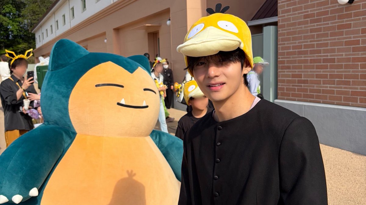เอ๋ง tweet media