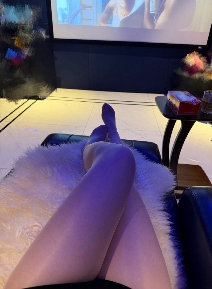 红杏绿叶 tweet media