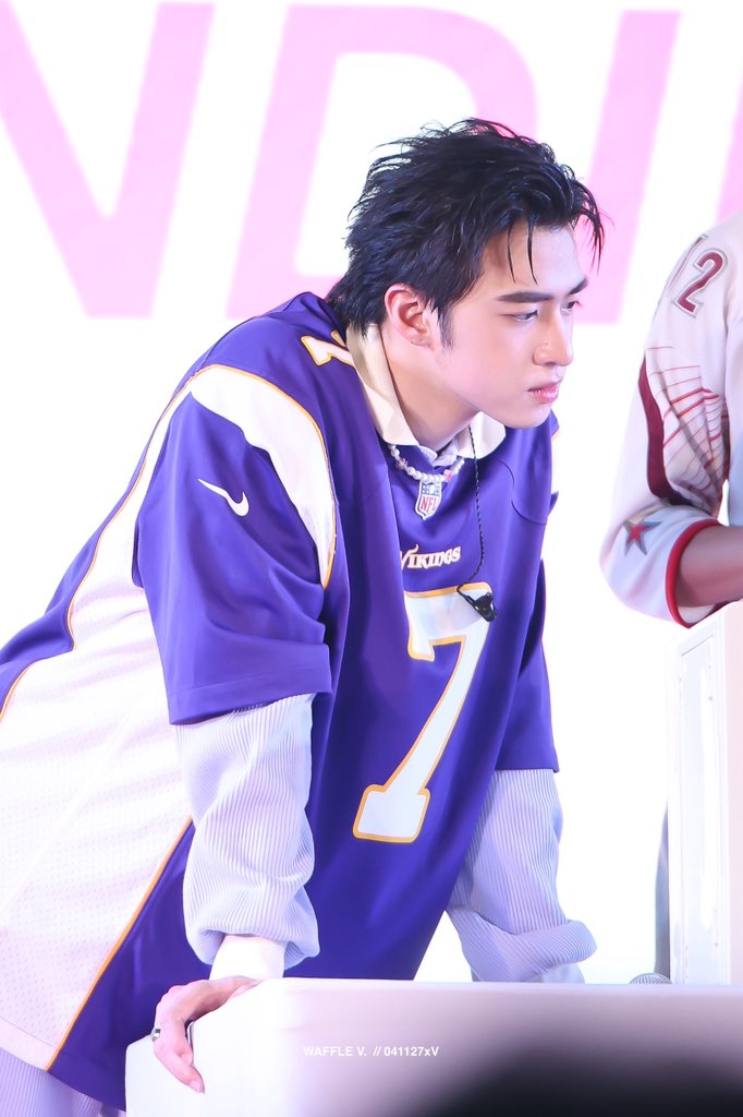 WAFFLE V. tweet media