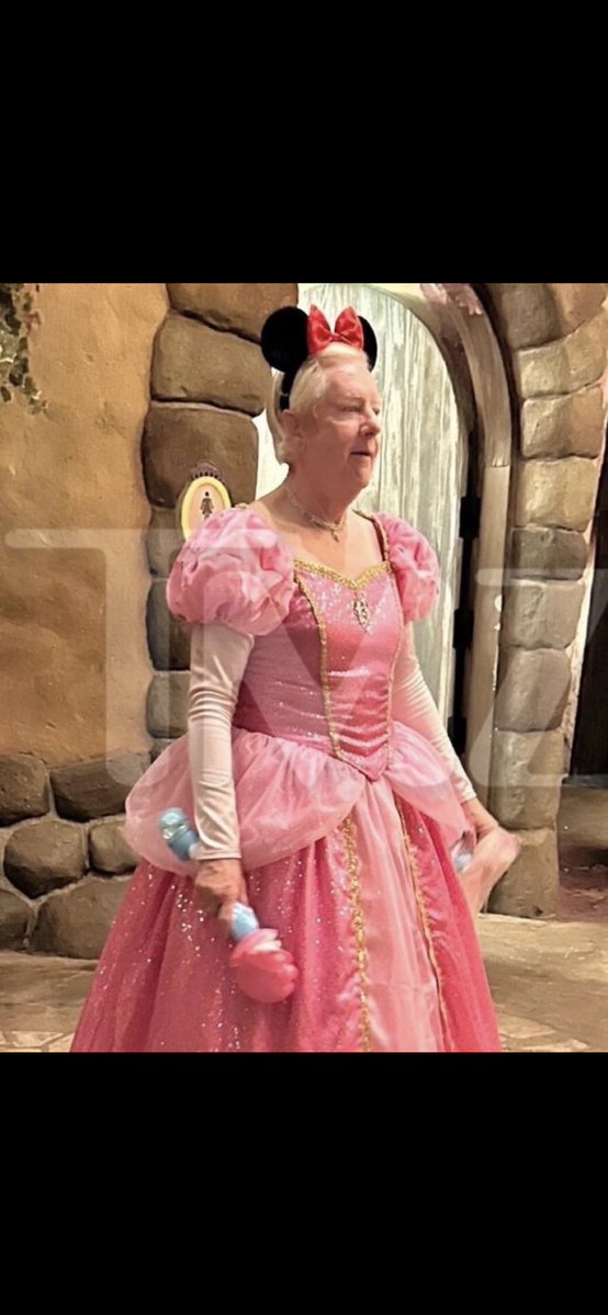 Jim Forbes tweet media