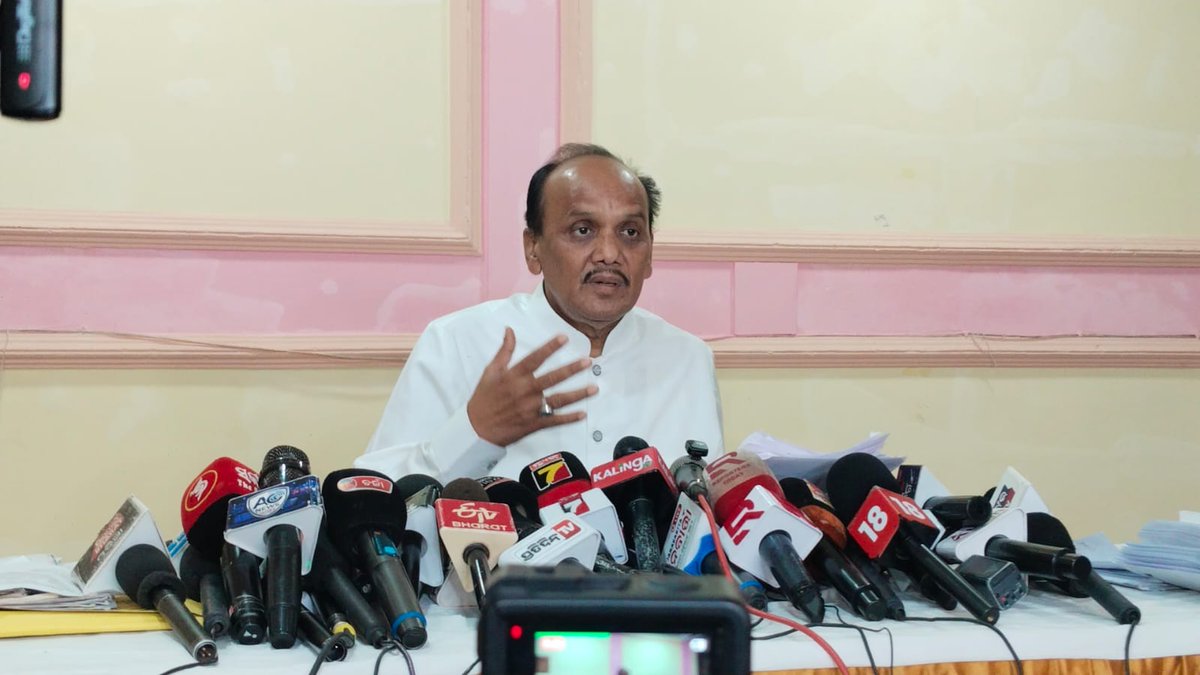 SambitRout18's tweet image. ଦୀର୍ଘ ଵର୍ଷ ର ଅବସାଦ ର ଅନ୍ତ ଘଟିଲା! 

#pravatranjanbiswal #Cuttack #Odisha #OdishaPolitics #choudwarcuttack