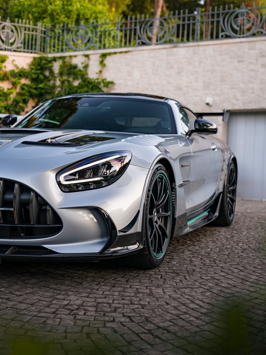 Throttle Cars tweet media