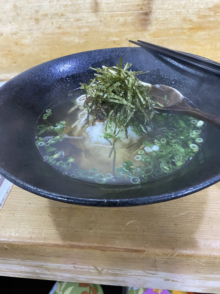 観光にいらした皆さま、奄美の屋仁川周辺は美味しいものたくさんですよ🤤
街自体がコンパクトですので、格安のビジネスホテル近く、案外多種多様なお店が並び、奄美の食を満喫できるエリアです🍚🍗

#奄美観光
#屋仁川