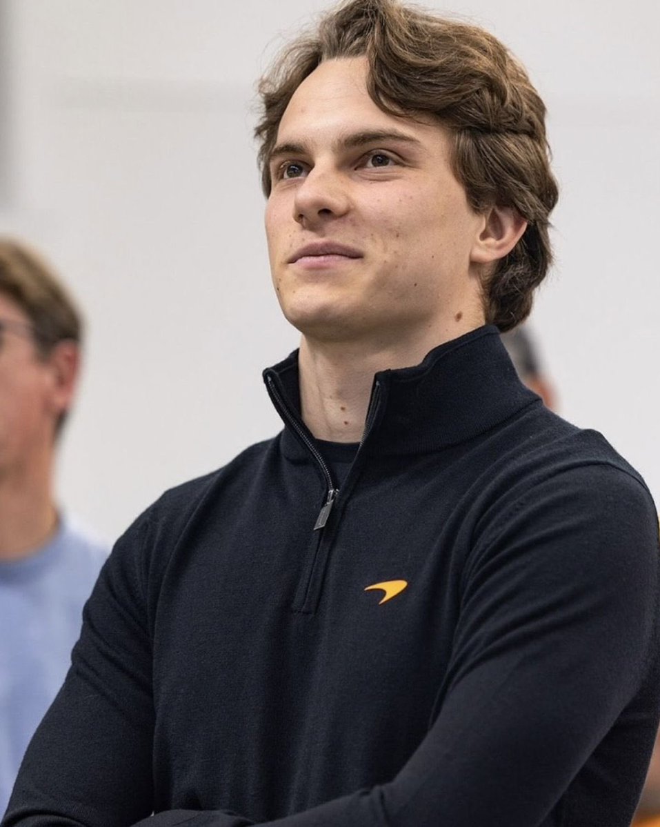 aj ☆ LN1 tweet media