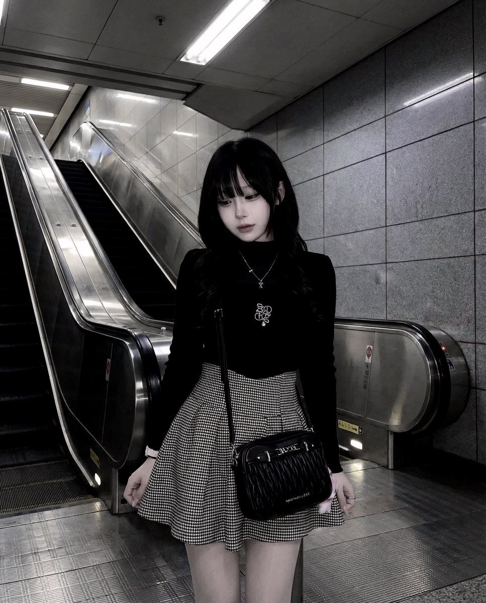 하람 tweet media
