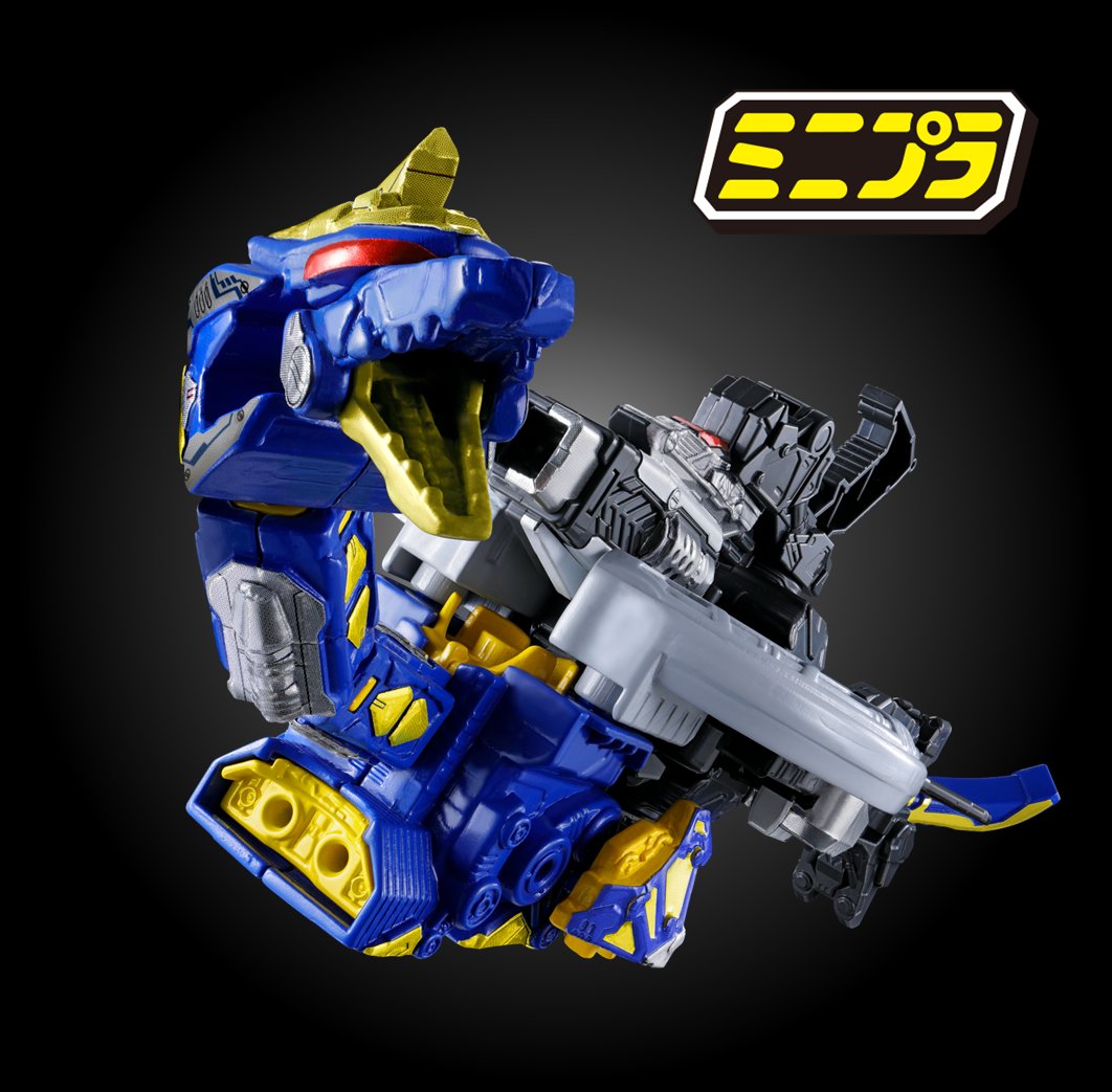 tomoshoo tweet media