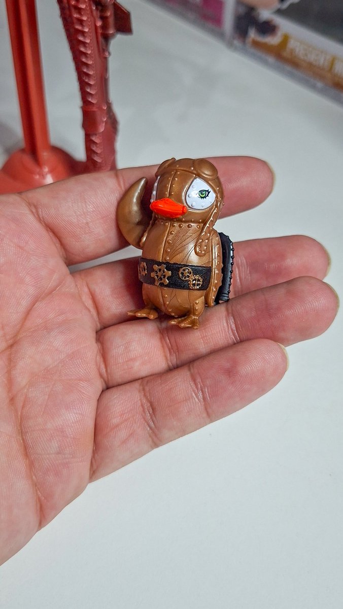 I'm late 
I'm late
I'm Robecca Steam 💙🤎⚙️