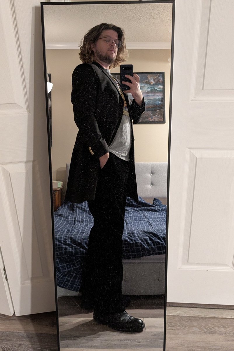 ash 🍂 tweet media