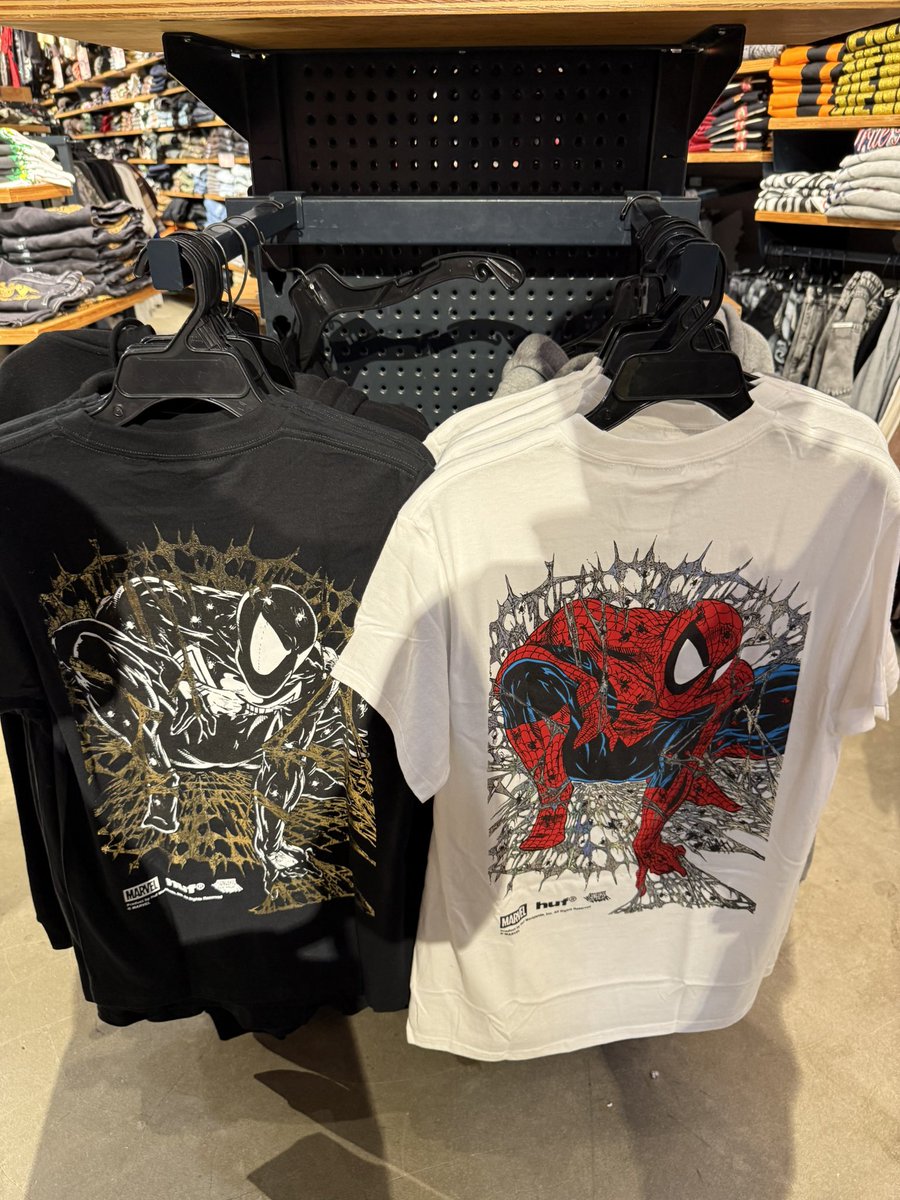 MrFreaki's tweet photo. Camisetas que enamoran https://t.co/RB9zHL3pXO