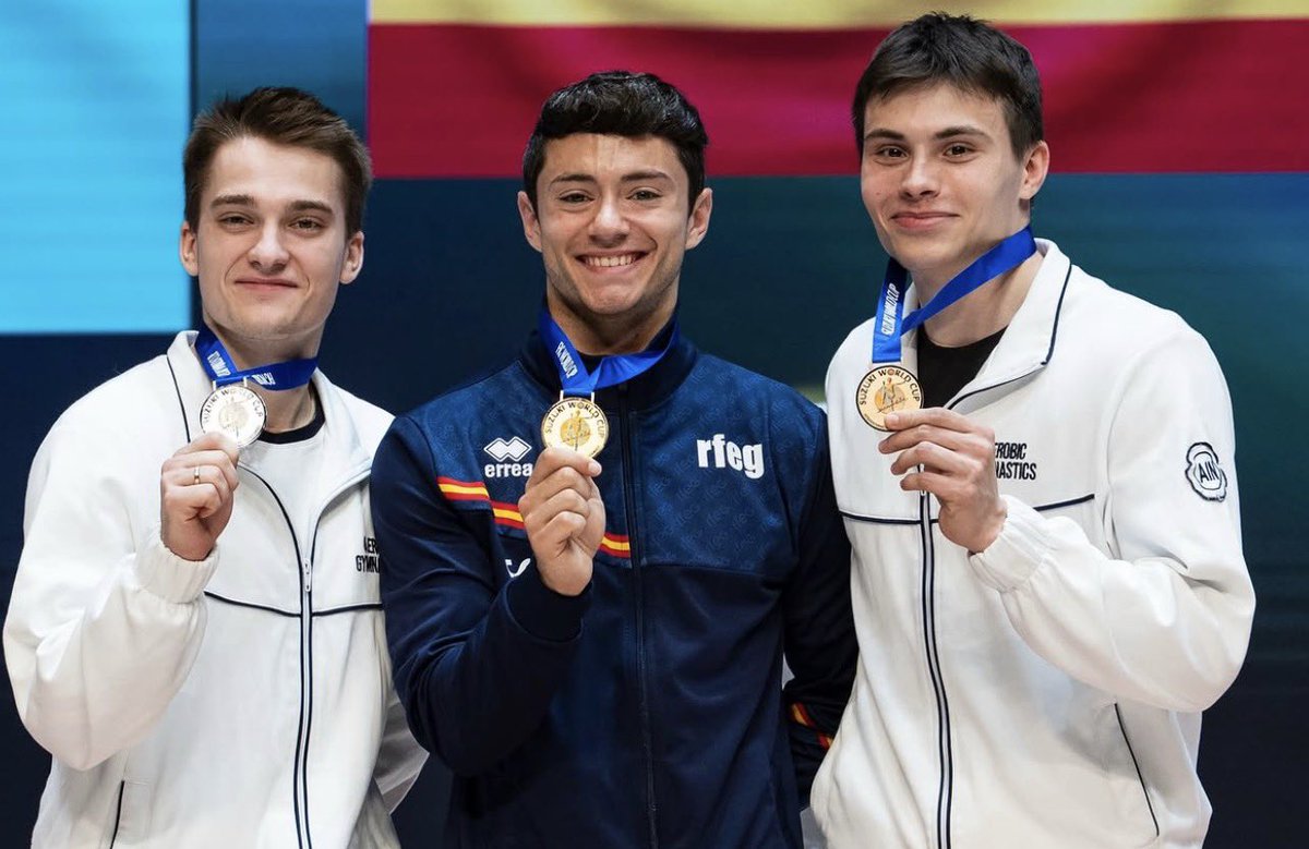 RFEGimnasia's tweet image. El #TeamESP de #AER cosecha 3 medallas en la Suzuki World Cup 🙌🏼

🥇 individual: Miquel Mañe
🥇 Trio: Martina Tora, Laura Cuenca y Miquel Mañé
🥉 Grupo: Nacho Viguer, Piero González, Martina Gil, Valeria Machuca y Carles Guillem

¡Enhorabuena! 🇪🇸