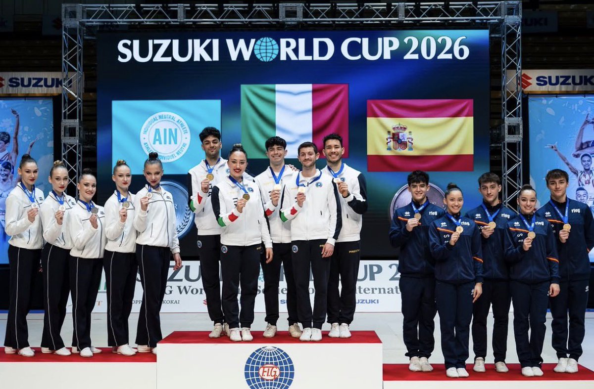 RFEGimnasia's tweet image. El #TeamESP de #AER cosecha 3 medallas en la Suzuki World Cup 🙌🏼

🥇 individual: Miquel Mañe
🥇 Trio: Martina Tora, Laura Cuenca y Miquel Mañé
🥉 Grupo: Nacho Viguer, Piero González, Martina Gil, Valeria Machuca y Carles Guillem

¡Enhorabuena! 🇪🇸