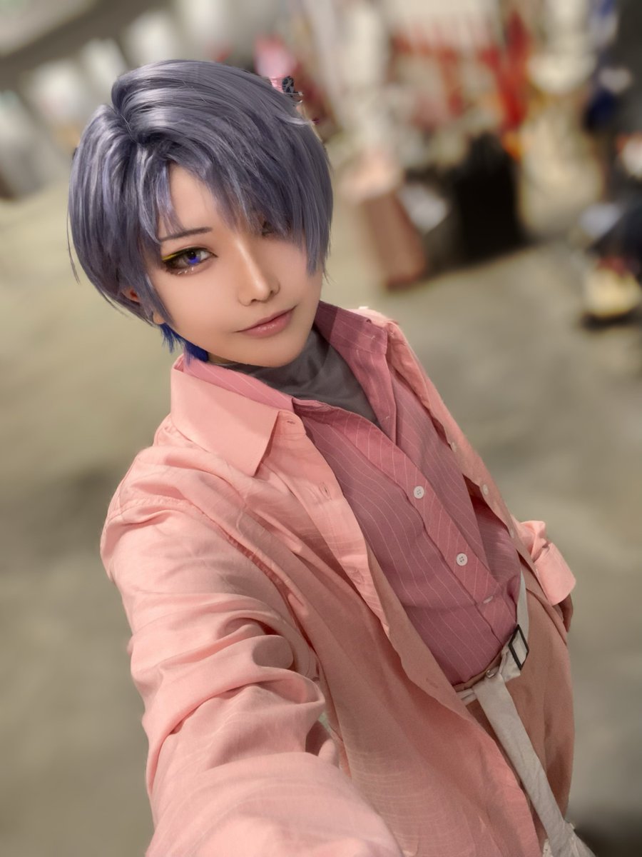 Cosplay  🐺
にじそ11お疲れさまです！
本日は🐳剥製博・15℃andle🕯にて売り子として沢山お手伝いさせて頂きました💪🏻🩵
会う皆にいいじゃんするの楽しかったな👍🏻
戦利品はこれから見る
#にじそうさく𝟣𝟣