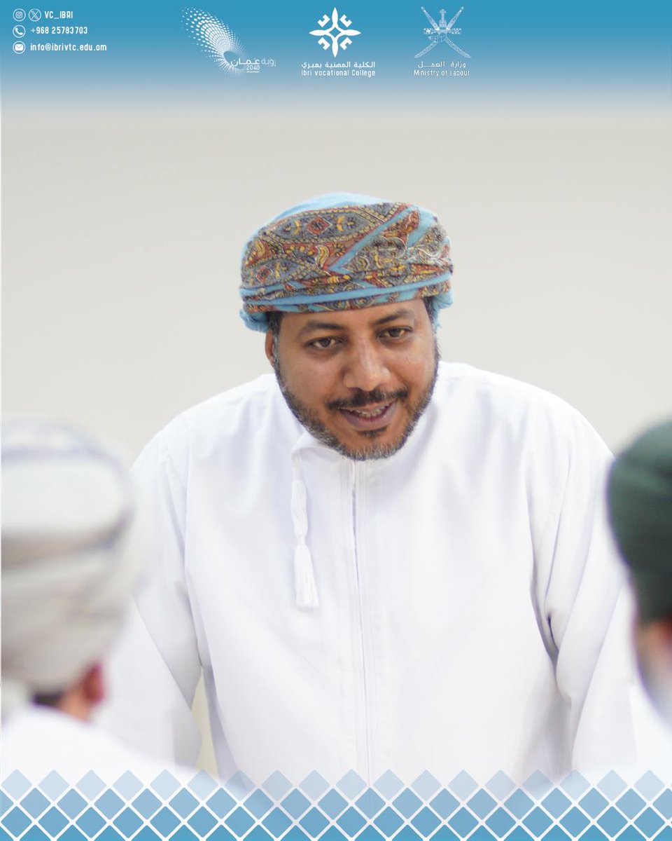 الكلية المهنية بعبري tweet media