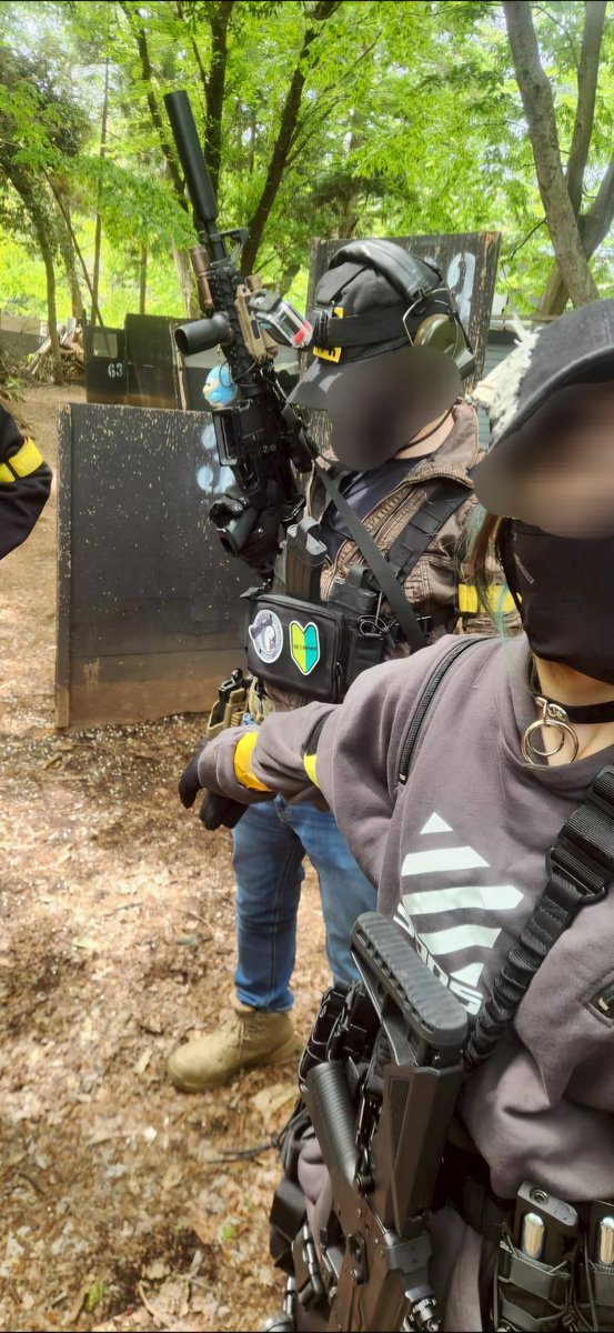 リョウ_えびびんす tweet media