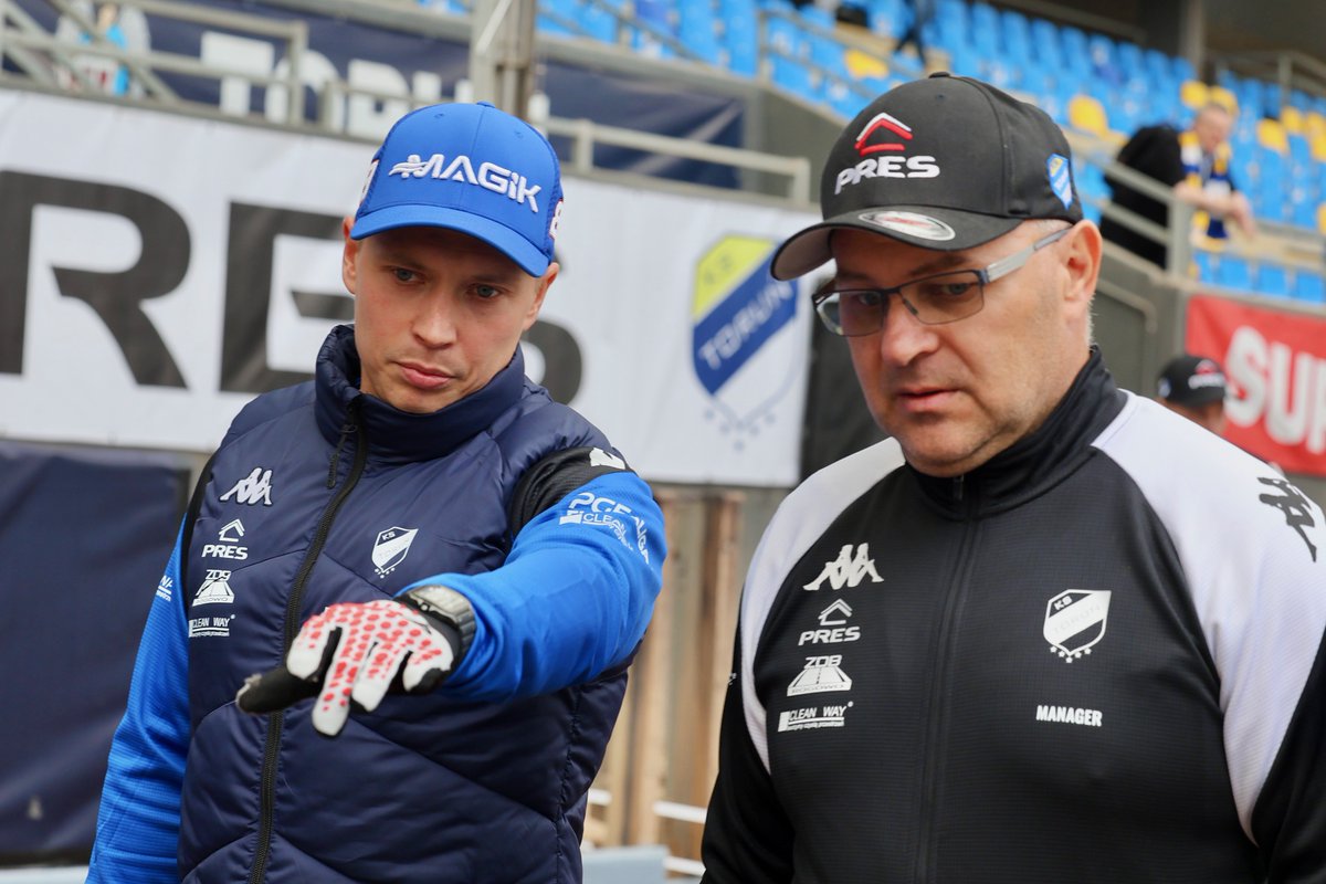 EkstraligaPL's tweet photo. Rozgrzewka przed #TORLES 

📸 @trzeszczkowski https://t.co/8HMAFVkbSJ