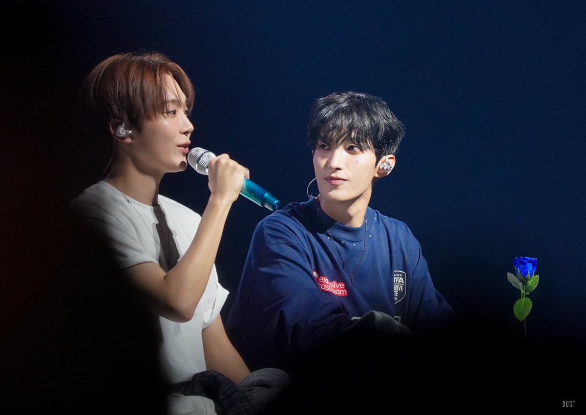 「지금 삶이 힘든 당신, 이 세상에 태어난 이상 당신이 모든 걸 매일 누릴 자격이 있습니다. 대단하지 않은 하루가 지나고 또 별거 아닌 하루가 온다 해도 인생은 살 가치가 있습니다. 후회만 가득한 과거와 불안하기만 한 미래때문에 지금을 망치지 마세요」
DxS 소야곡 ON STAGE 인천 #도겸 #승관