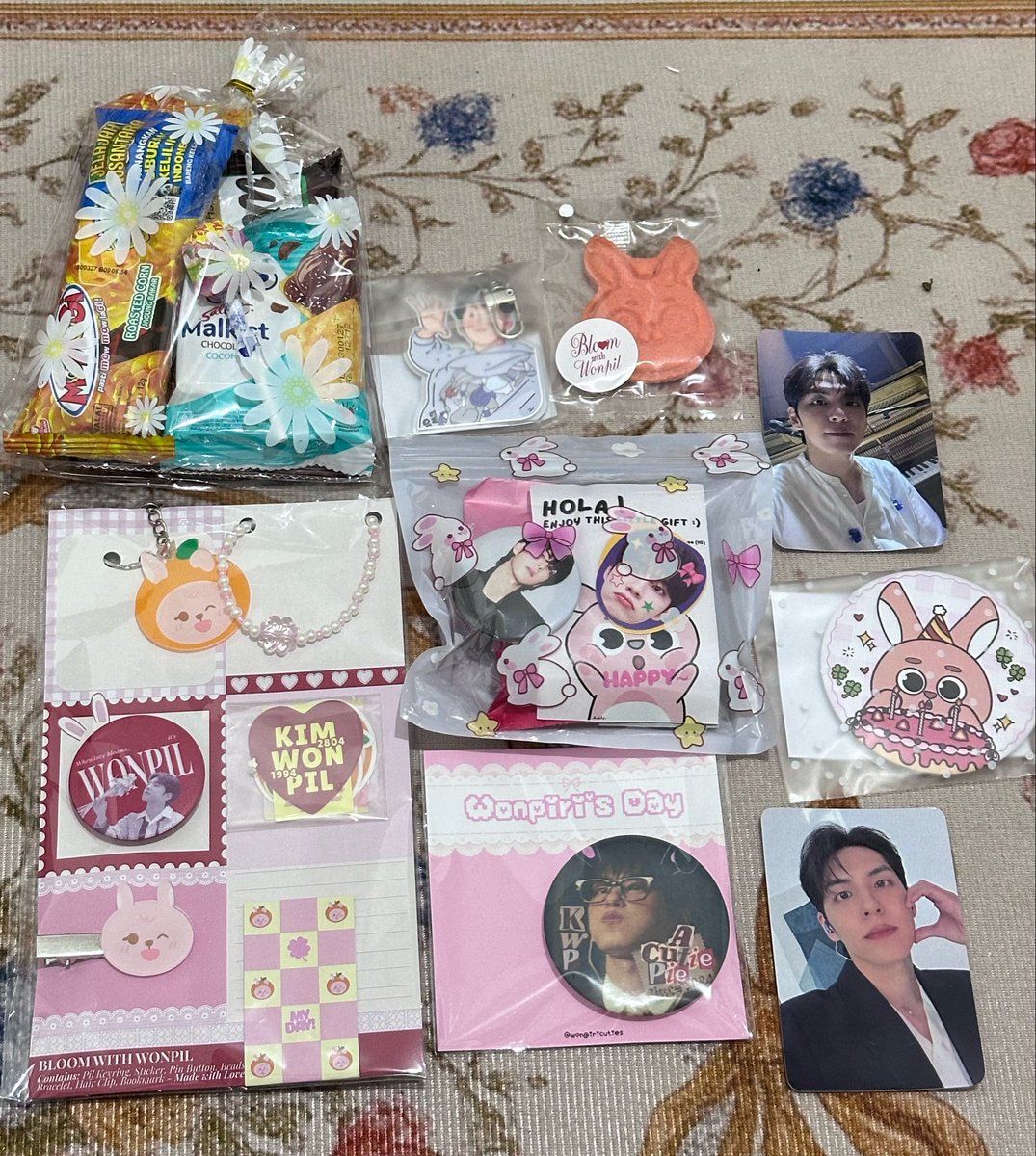 tina 🐣 🦊 🍀 tweet media