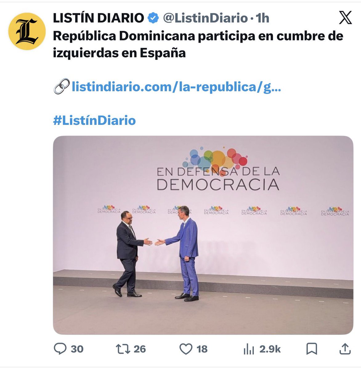 Tómenle la palabra a uno de los protagonistas de iniciativas de que nuestra políticas exteriores no deben hacer distinción ideológicas. Ahora, eso en particular fue maldito disparate. 

Un país primero define su política exterior, y luego de definirla la proyecta. Bajo la visión
