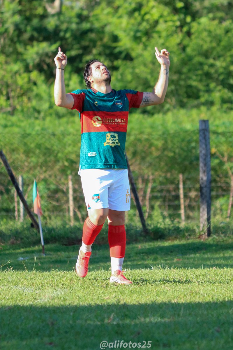 DignoGonzalez17's tweet photo. Y 21 años despues volviendo a mi querido club Cordillerano Central convirtiendo goles que tanto espere gritar ❤️💚
PORQUE LOS GOLES SON AMORES!! #⚽️ #⚽️ https://t.co/wGlEODCjg8