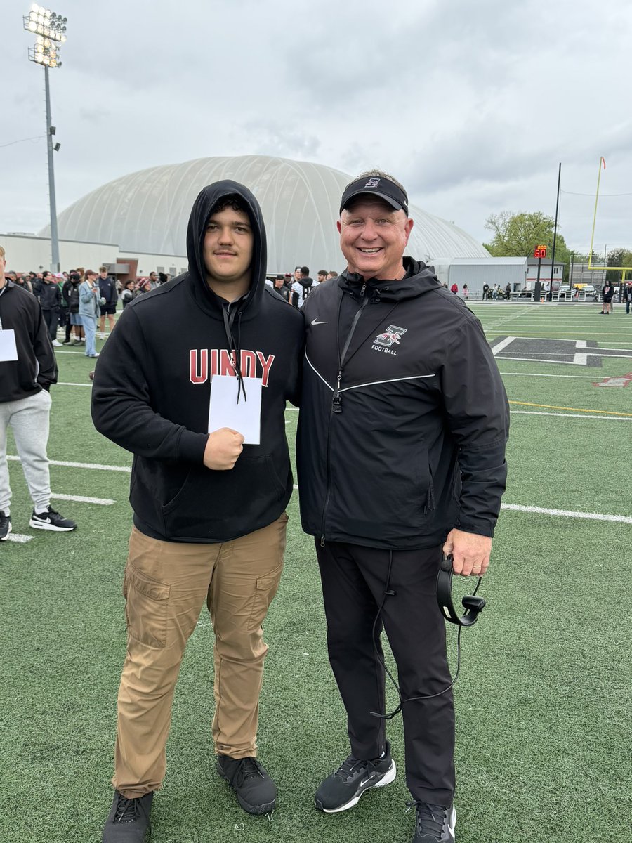 BMoffitt70's tweet image. Thank you @UIndyFB and @KeeversChris @CoachBBlackmon for having me out! I look forward to coming back for camp. @BrianMacWriter @SamHerderFCS @TheOldCoach @PrepRedzoneIN 
@ICHSAthletics @ICHS_Football @BHoward_11 
#MarchOn #LeaveNoDoubt