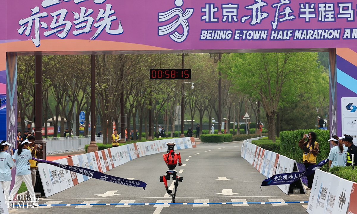 globaltimesnews's tweet image. #Opinion: The hosting of the #Humanoid #Robot Half-Marathon is not merely a technical competition but also a demonstration of China’s industrial strength.
globaltimes.cn/page/202604/13…