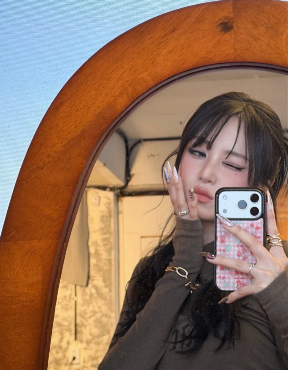 lolaluvzone's tweet image. [260419] _ch0ice_uu 
↳ IG update 📷 

#LOLA #로라 #최유정 #AWU #PIXY #픽시