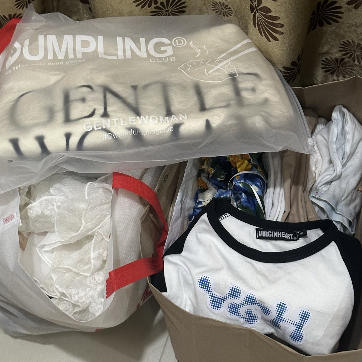 2UsedCloset tweet media