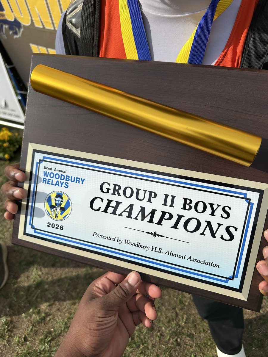 hsdrewpowell's tweet photo. Great day at Woodbury Relays! Group 2 Champions!
🥇4x1
🥇4x2
🥈4x4
@nikfurlow @coachJJohnson43 l https://t.co/60Npxx7CKs