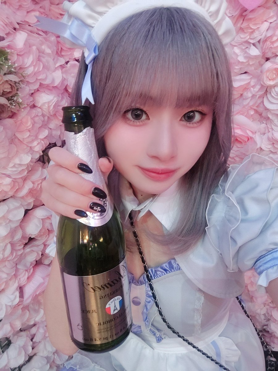 なの@カララブ tweet media