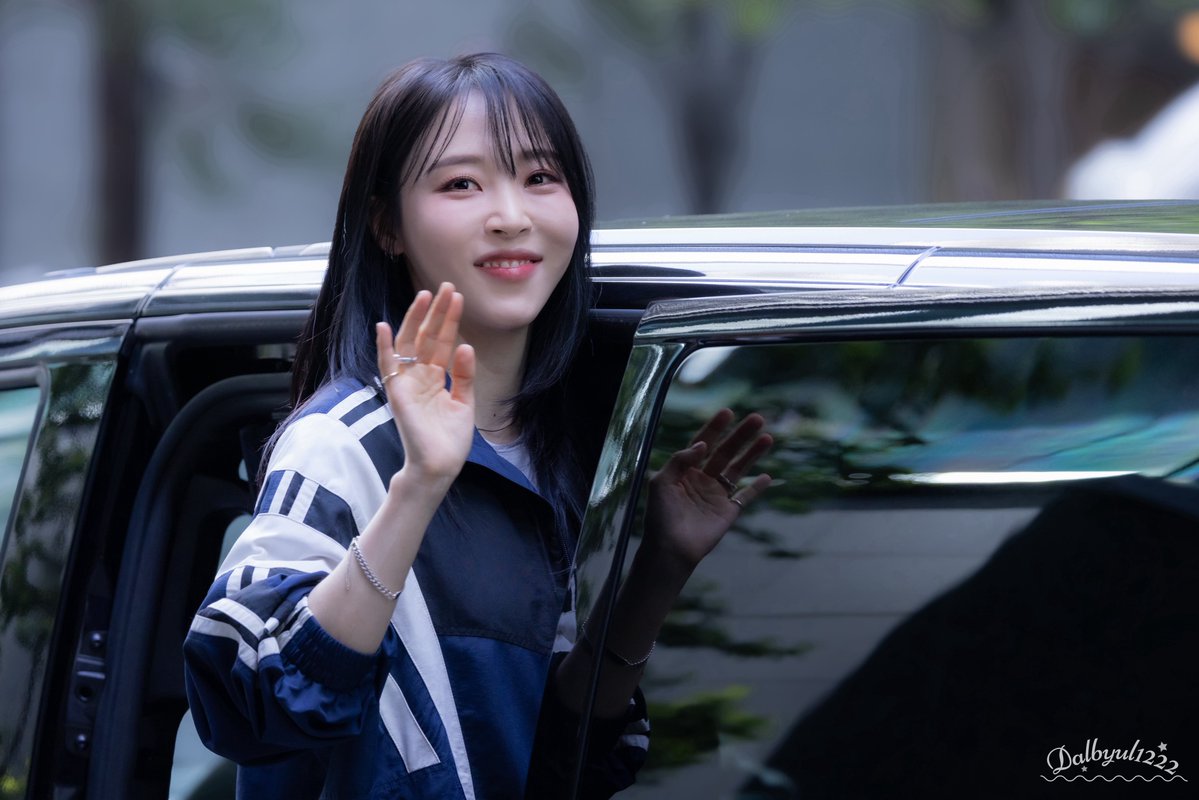 우𝗠𝗜𝗟𝗞유 🍼 tweet media