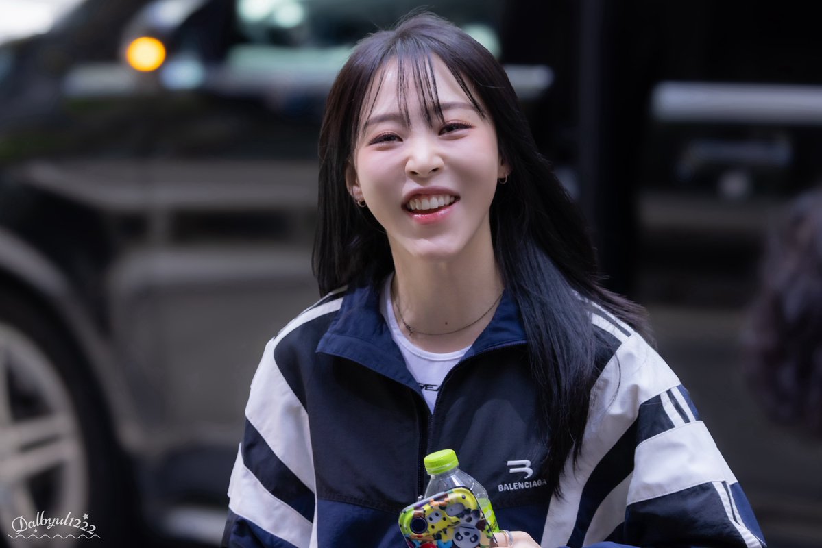 우𝗠𝗜𝗟𝗞유 🍼 tweet media