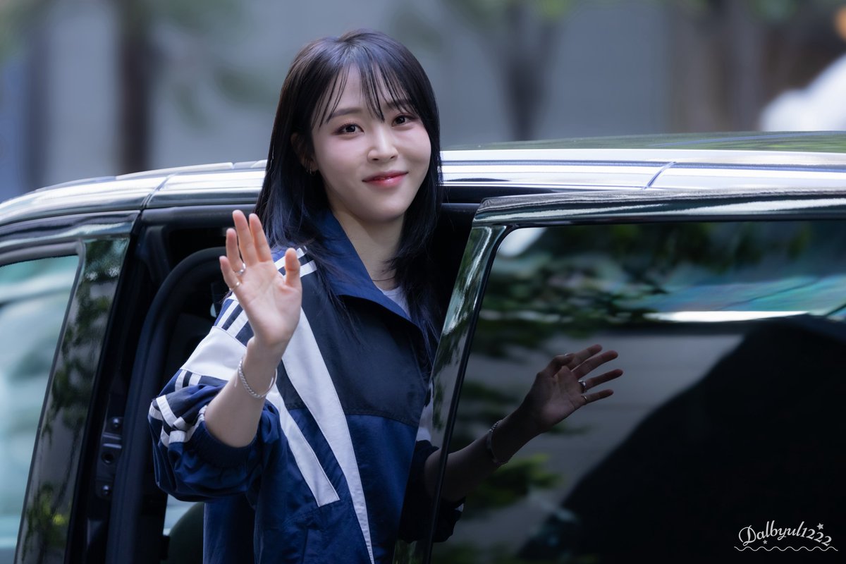 우𝗠𝗜𝗟𝗞유 🍼 tweet media