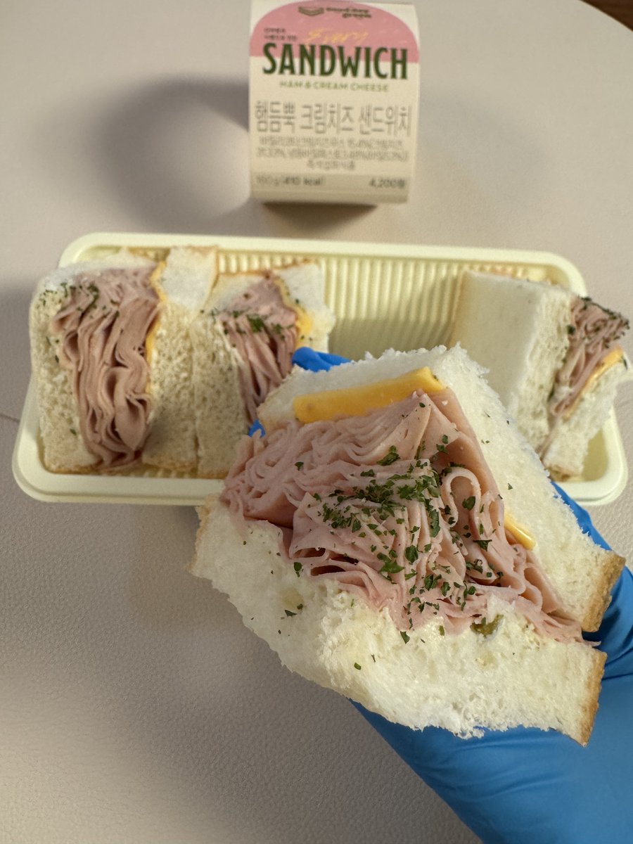 살림하는 도로로 tweet media