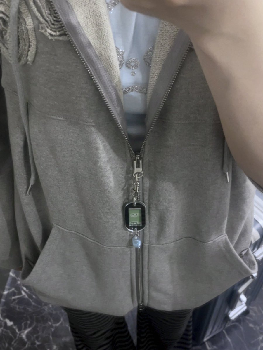  ︎︎ tweet media