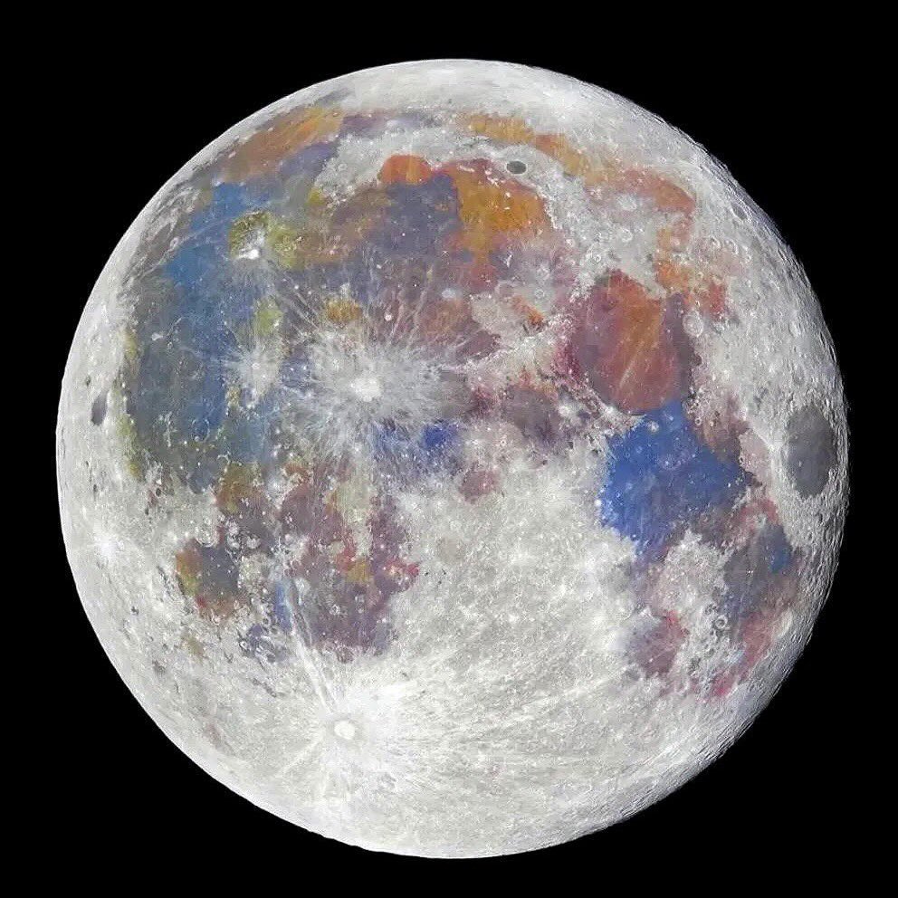 lunal234's tweet photo. Moon man https://t.co/mWgKGcBYTM