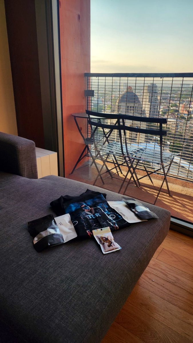 Let's Play? tweet media