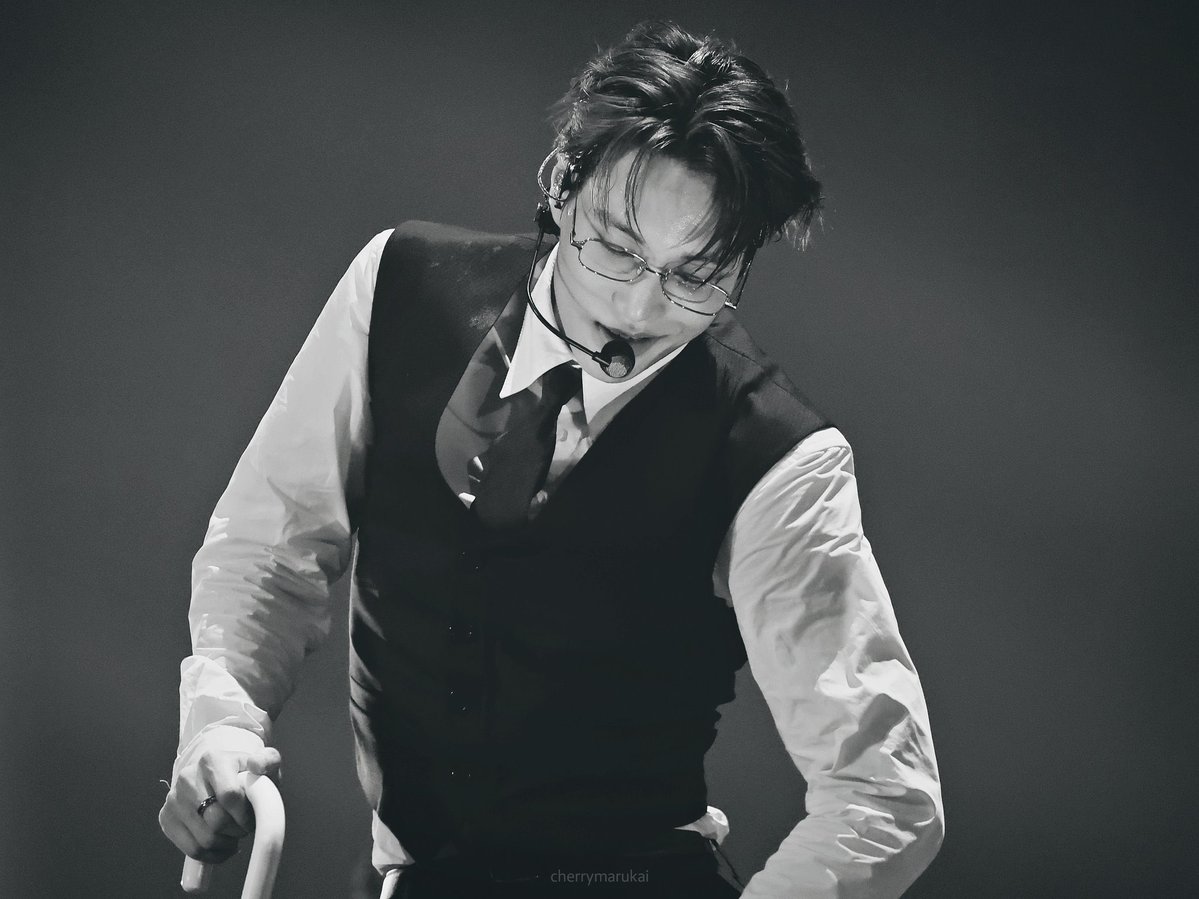 Jongin Pics ♡ tweet media